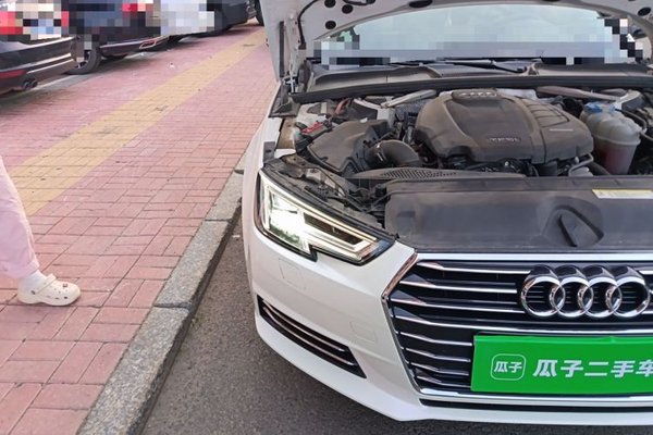Audi A4L 2018, 65500 км, за 11347 USD