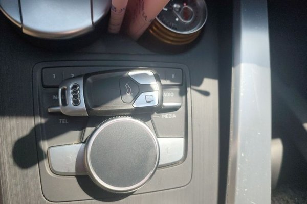 Audi A4L 2018, 88600 км, за 14173 USD - фото 9