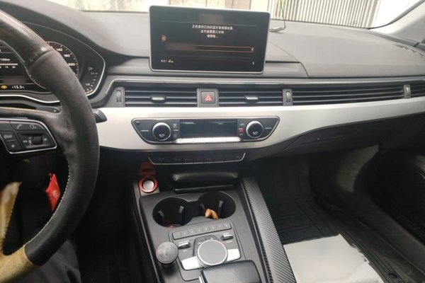 Audi A4L 2018, 145100 км, за 13808 USD - фото 12