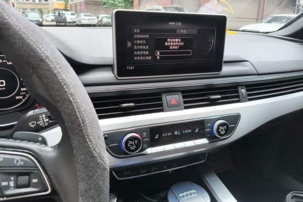 Audi A4L 2019, 65900 км, за 15466 USD - фото 13