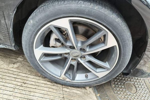 Audi A4L 2019, 65900 км, за 15466 USD - фото 8