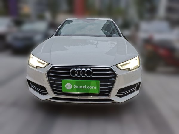 Audi A4L 2019, 110399 км, за 13812 USD