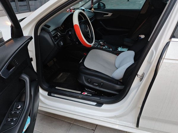 Audi A4L 2019, 110399 км, за 13812 USD - фото 17