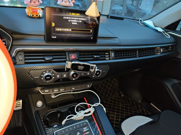 Audi A4L 2019, 110399 км, за 13812 USD - фото 14