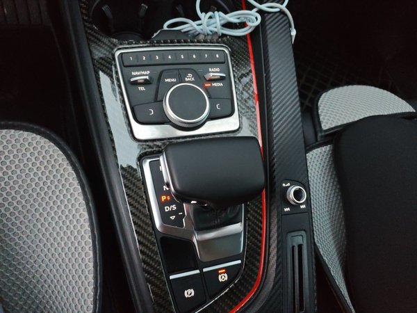 Audi A4L 2019, 110399 км, за 13812 USD - фото 15