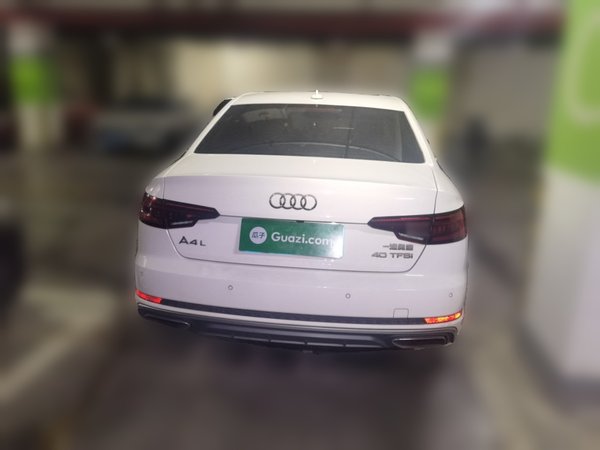 Audi A4L 2019, 55900 км, за 15408 USD