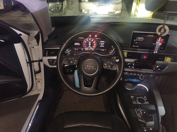Audi A4L 2019, 55900 км, за 15408 USD - фото 11