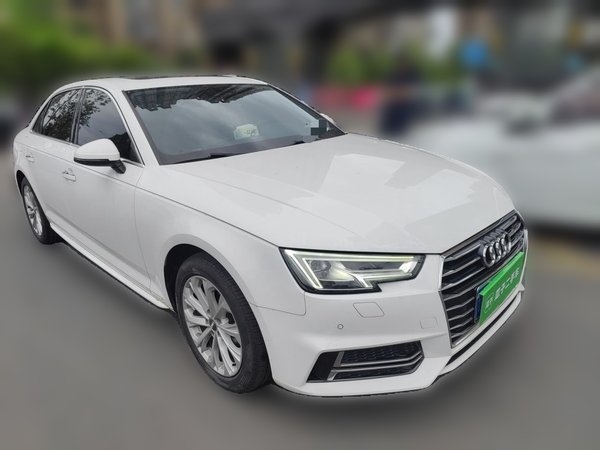 Audi A4L 2019, 67700 км, за 15636 USD