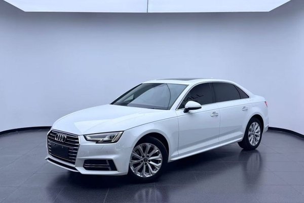 Audi A4L · 2019 год