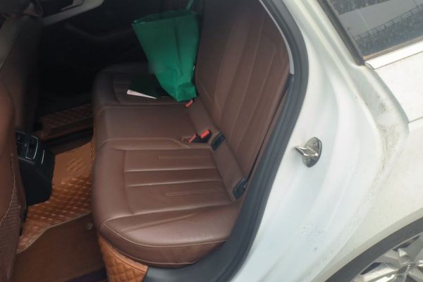 Audi A4L 2019, 71500 км, за 16516 USD - фото 14