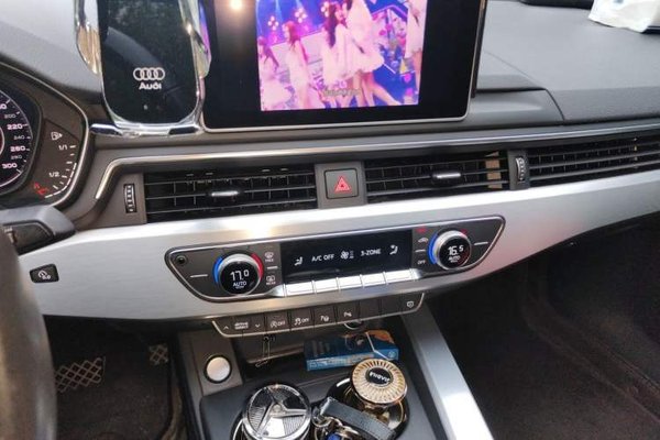 Audi A4L 2019, 98800 км, за 14220 USD - фото 14