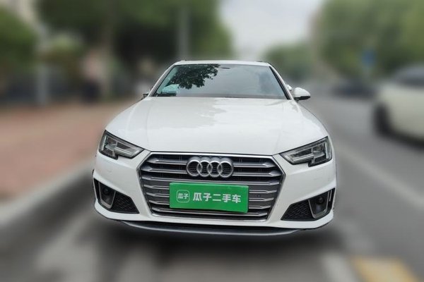 Audi A4L 2019, 98800 км, за 14220 USD