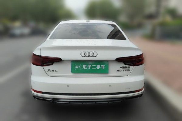 Audi A4L 2019, 98800 км, за 14220 USD