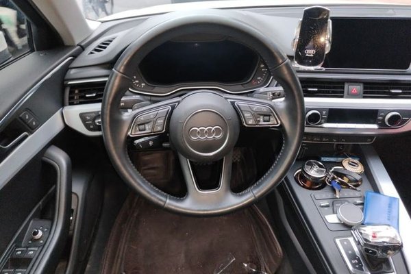 Audi A4L 2019, 98800 км, за 14220 USD - фото 11