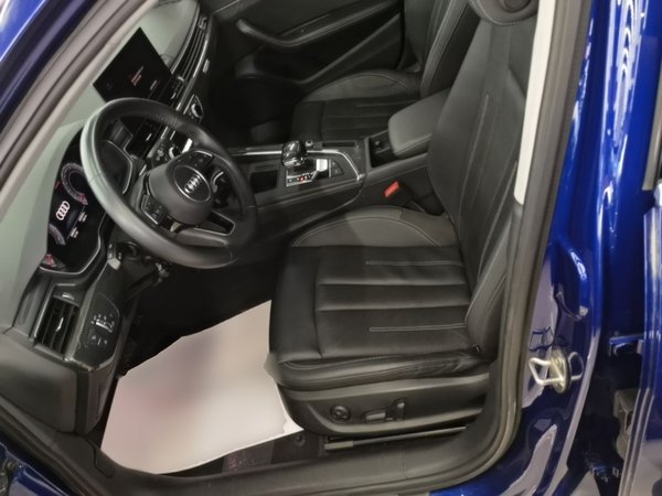 Audi A4L 2020, 64500 км, за 20305 USD - фото 18