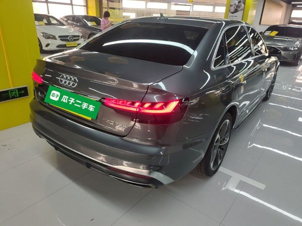 Audi A4L 2020, 122500 км, за 20202 USD - фото 19