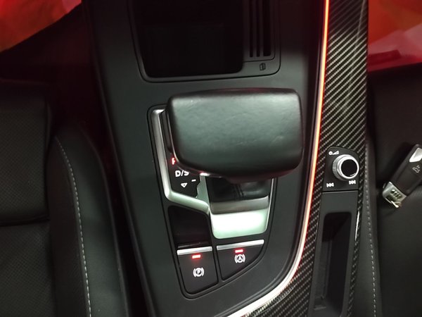 Audi A4L 2020, 122500 км, за 20202 USD - фото 8