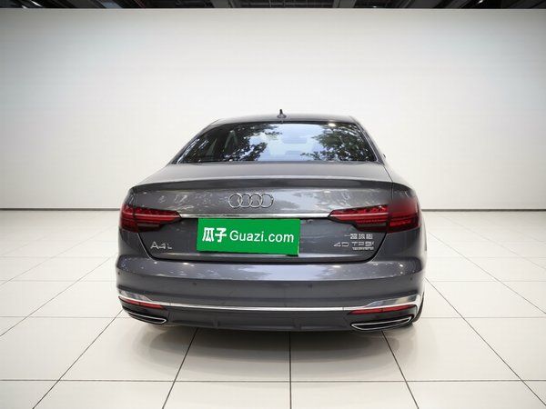 Audi A4L 2020, 55500 км, за 19792 USD