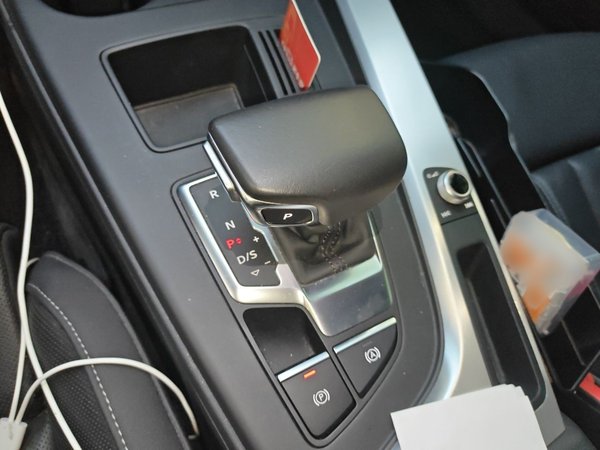 Audi A4L 2020, 55500 км, за 19792 USD - фото 13
