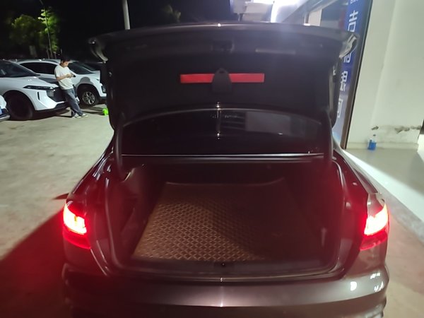 Audi A4L 2020, 76900 км, за 19135 USD - фото 22