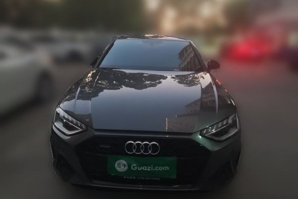 Audi A4L 2022, 31200 км, за 24633 USD
