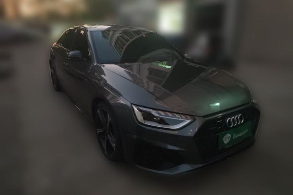 Audi A4L 2022, 31200 км, за 24633 USD