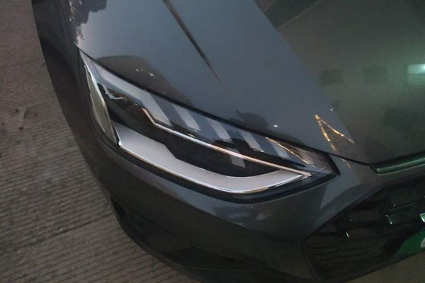 Audi A4L 2022, 31200 км, за 24633 USD - фото 7