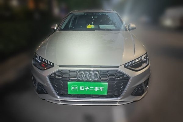 Audi A4L 2020, 49200 км, за 18450 USD