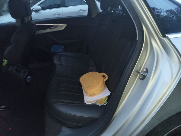 Audi A4L 2020, 90800 км, за 20718 USD - фото 13