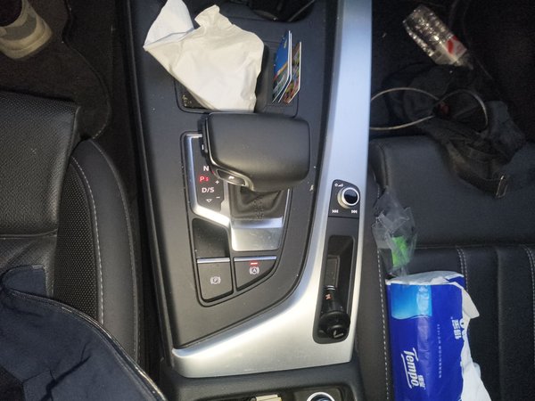 Audi A4L 2020, 90800 км, за 20718 USD - фото 10