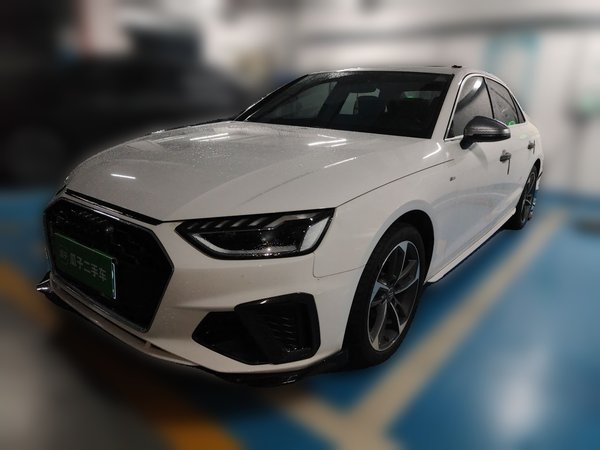 Audi A4L · 2020 год