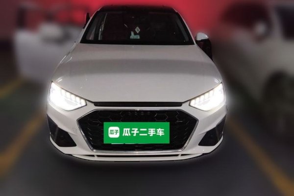 Audi A4L 2020, 167399 км, за 16958 USD