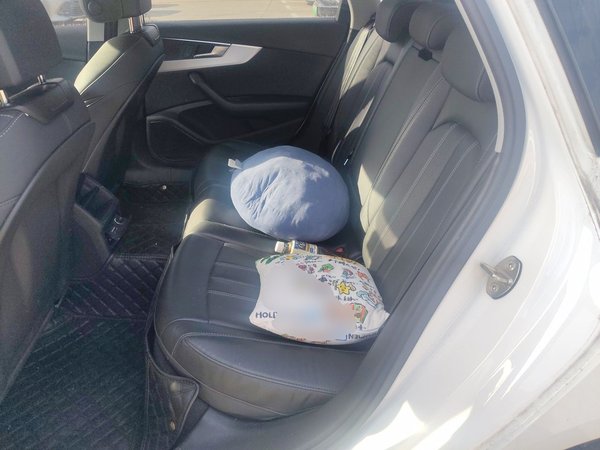 Audi A4L 2020, 52600 км, за 20910 USD - фото 14