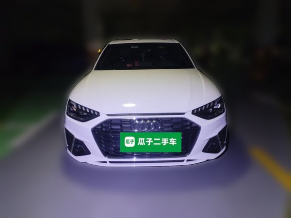 Audi A4L 2020, 55800 км, за 23058 USD