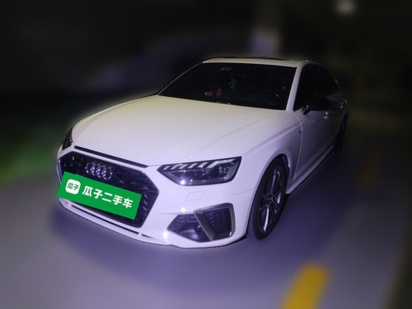 Audi A4L · 2020 год
