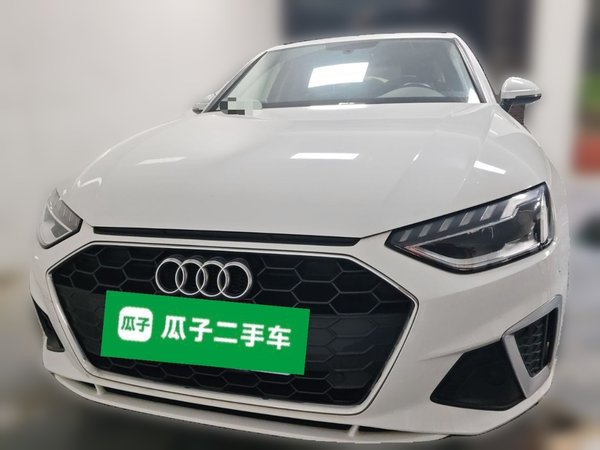 Audi A4L 2020, 76500 км, за 20755 USD