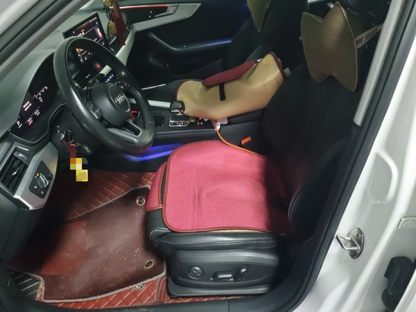 Audi A4L 2020, 76500 км, за 20755 USD - фото 10