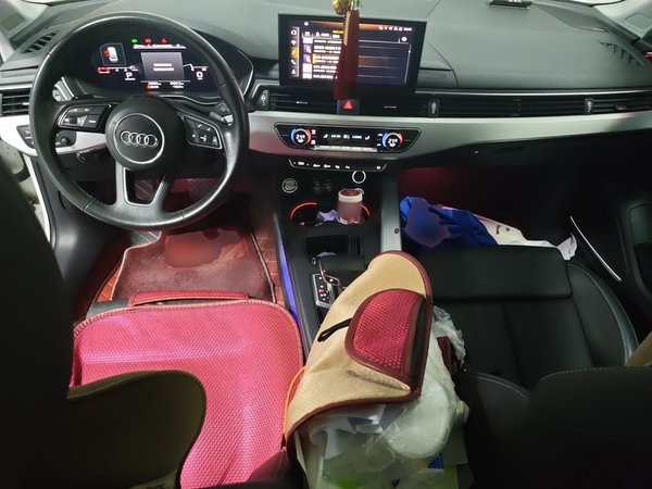 Audi A4L 2020, 76500 км, за 20755 USD - фото 11