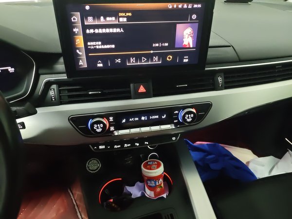 Audi A4L 2020, 76500 км, за 20755 USD - фото 13