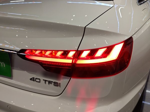 Audi A4L 2020, 79000 км, за 22216 USD - фото 7