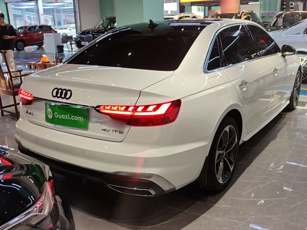 Audi A4L 2020, 79000 км, за 22216 USD - фото 6