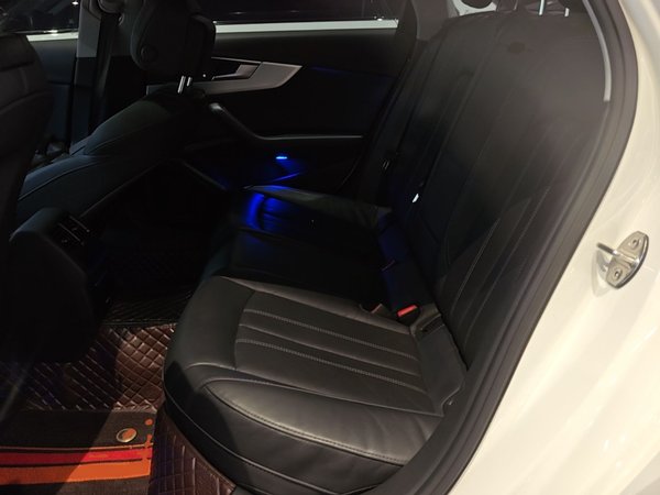 Audi A4L 2020, 79000 км, за 22216 USD - фото 20