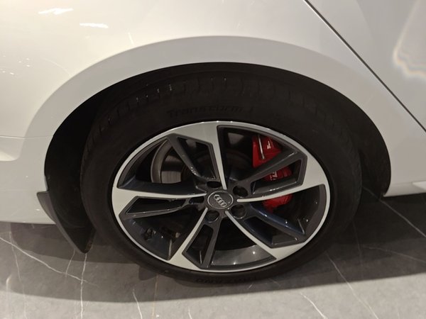 Audi A4L 2020, 79000 км, за 22216 USD - фото 10
