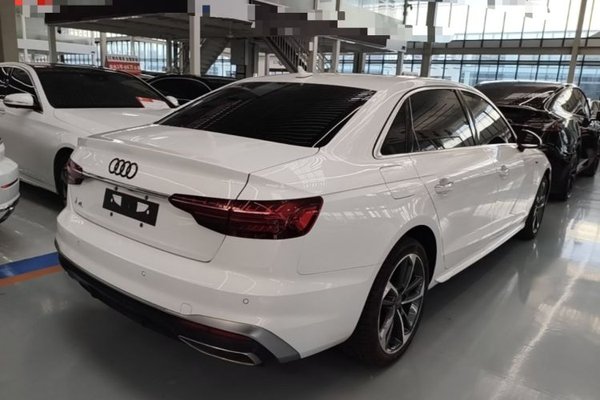 Audi A4L 2020, 79200 км, за 18809 USD - фото 6