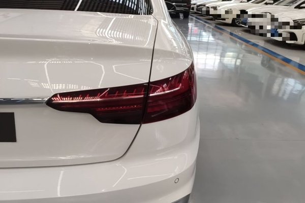 Audi A4L 2020, 79200 км, за 18809 USD - фото 7
