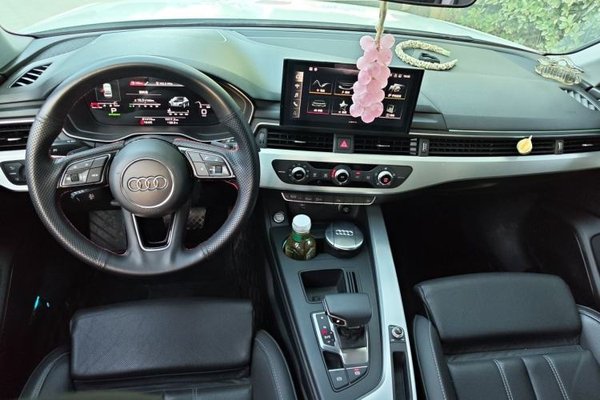 Audi A4L 2020, 81400 км, за 19322 USD - фото 9