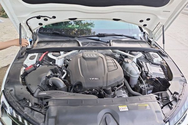 Audi A4L 2020, 81400 км, за 19322 USD - фото 21