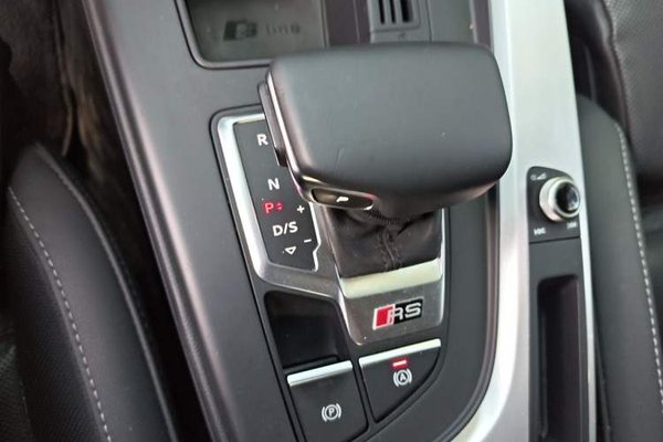 Audi A4L 2020, 81400 км, за 19322 USD - фото 14