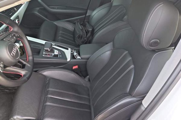 Audi A4L 2020, 81400 км, за 19322 USD - фото 15