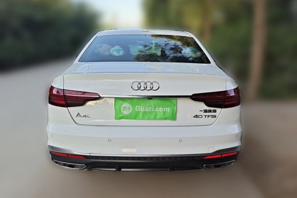 Audi A4L 2020, 81400 км, за 19322 USD